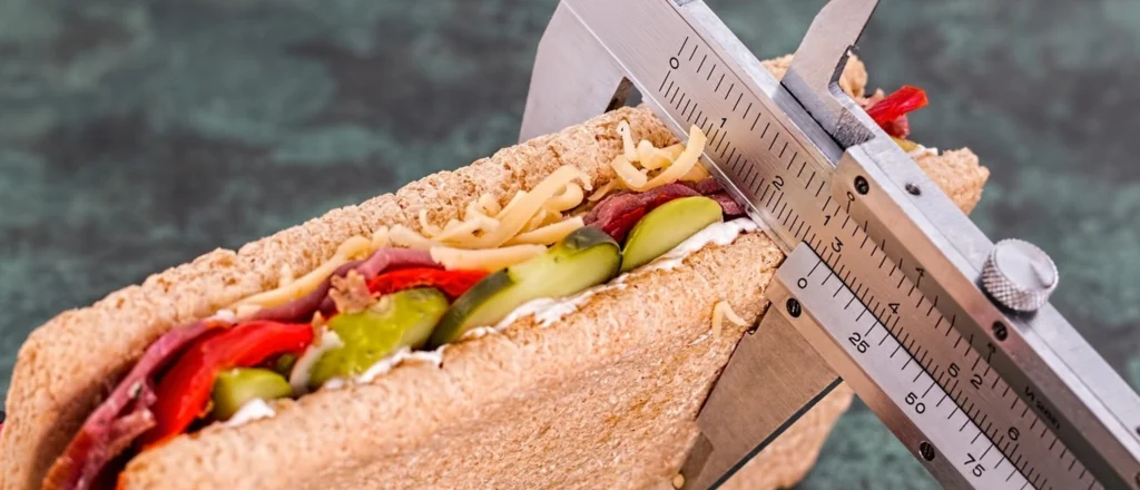Doe de calorie-check: Hoeveel heb jij nodig om af te vallen? (+ calculator!)