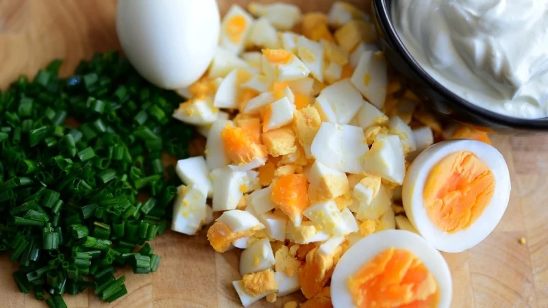 hoe maak je eiersalade